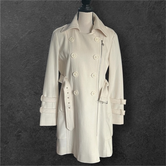 Guess Wool Blend White Diagonal zipper front belted Coat. Size Large. - Picture 2 of 13